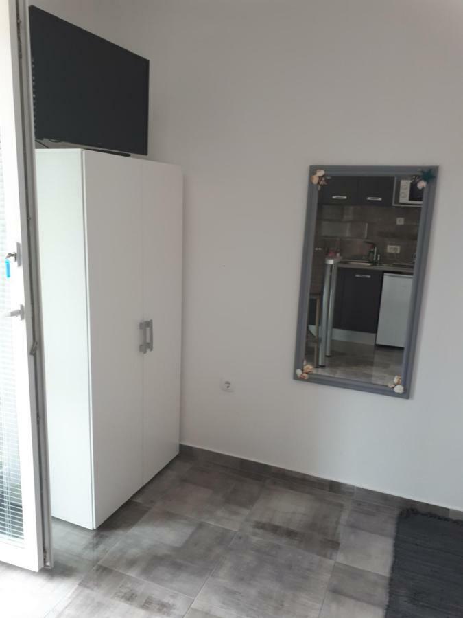 Apartmani Korina Стариград-Пакленица Екстериор снимка