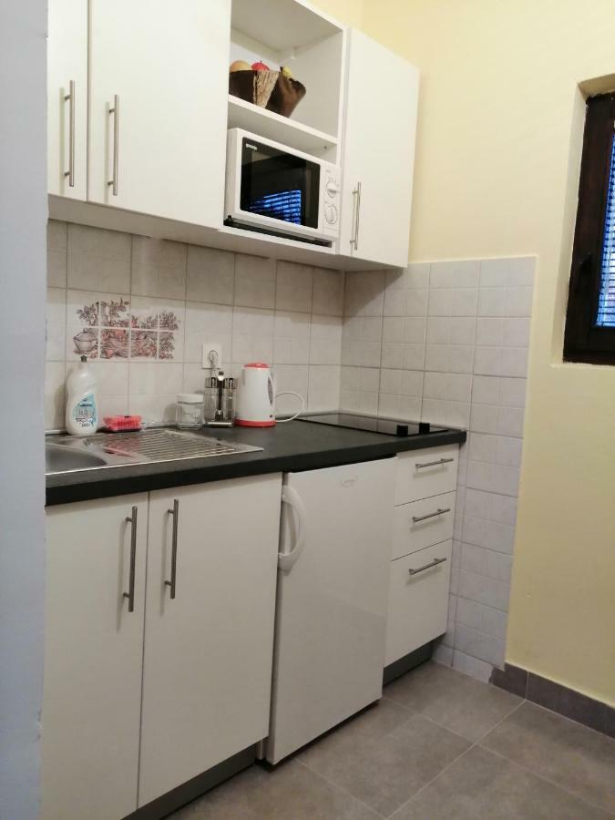 Apartmani Korina Стариград-Пакленица Екстериор снимка