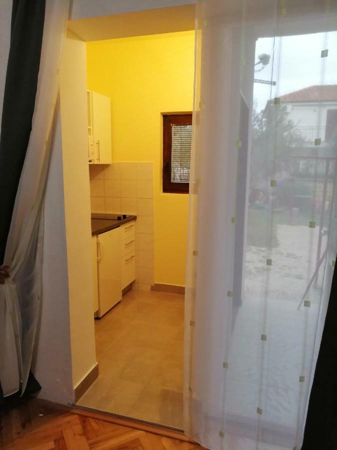 Apartmani Korina Стариград-Пакленица Екстериор снимка