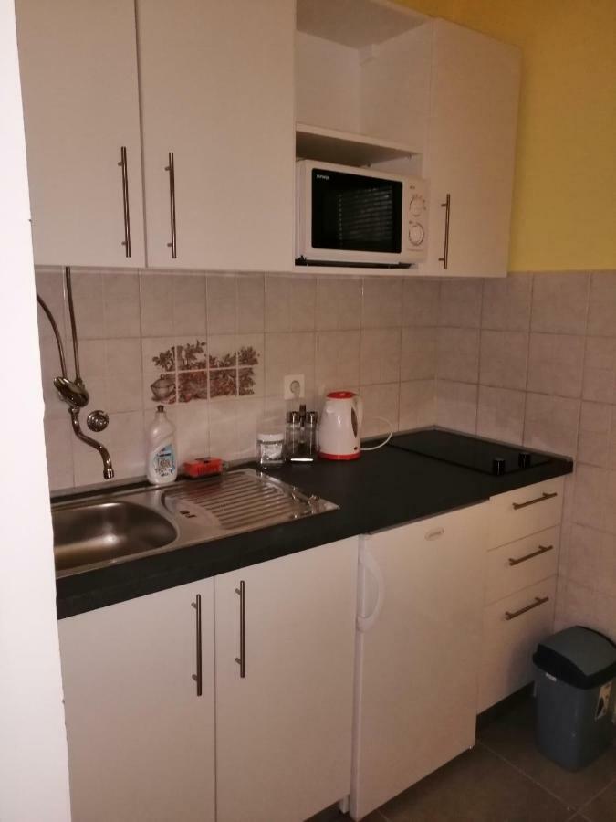 Apartmani Korina Стариград-Пакленица Екстериор снимка